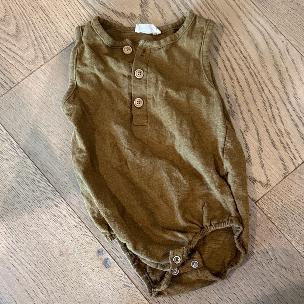 Sleeveless Baby Romper